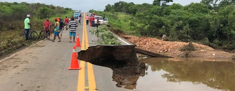 Governo do Estado do Ceará anuncia investimento de R$ 150 milhões para recuperar 64 trechos de estradas danificadas pela chuva