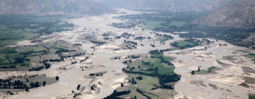 Em meio às enchentes devastadoras no Paquistão, arquitetos desenvolvem métodos para controle de inundações